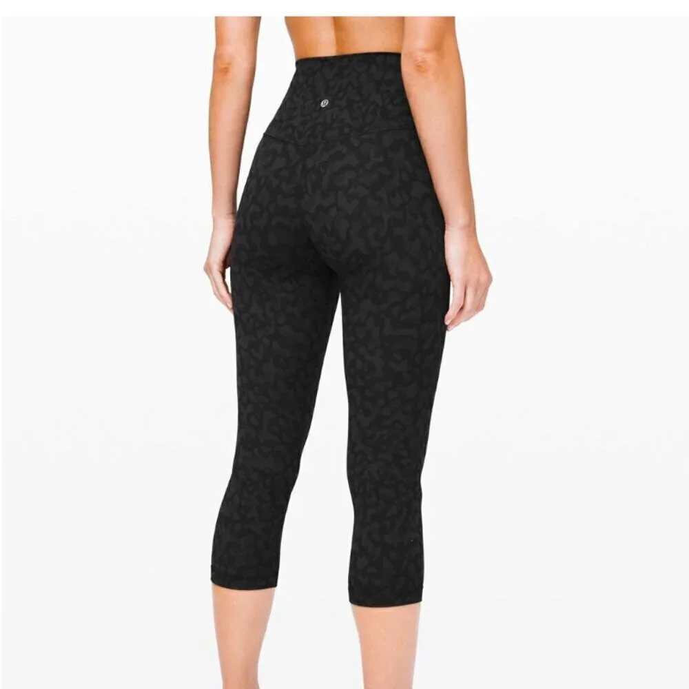 Lululemon Align Crop *21